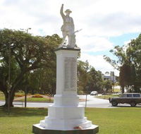 Atherton War Memorial - Accommodation QLD