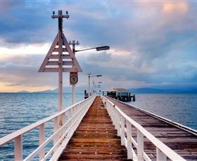 Picnic Bay - Accommodation QLD 0