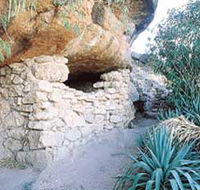 Hermits Caves and Lookout - Accommodation QLD