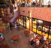 American Hotel - Accommodation QLD