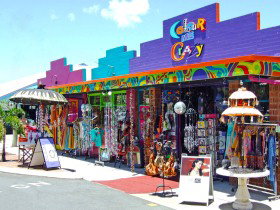 Colour Me Crazy - Accommodation QLD 0