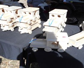 Sticky Beaks Craft Co-Operative Of Avoca - Accommodation QLD 1