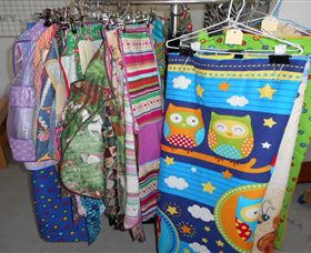 Sticky Beaks Craft Co-Operative Of Avoca - Accommodation QLD 3