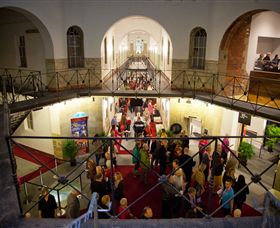 Ulumbarra Theatre - Accommodation QLD 4