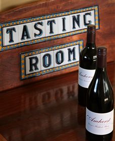 Amherst Winery - Accommodation QLD 2