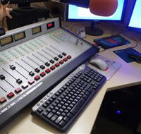 Peak Hill FM Community Radio Station - Accommodation QLD