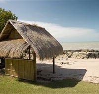 Dugong Sanctuary - Clairview - Accommodation QLD