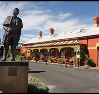 Forbes Railway Arts and Visitor Information Centre - Accommodation QLD