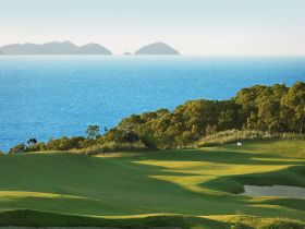 Hamilton Island Golf Club - Accommodation QLD 1