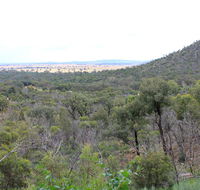 Ben Hall's Cave walking track - Accommodation QLD