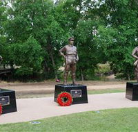 VC Memorial Park - Honouring Our Heroes - Accommodation QLD