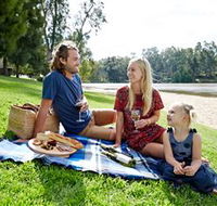 Wagga Beach - Accommodation QLD