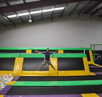 Jump n Putt - Accommodation QLD