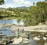 Polly McQuinns - Accommodation QLD