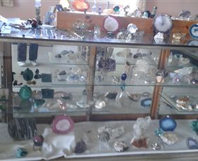 Beechworth Stoneage Gems - Accommodation QLD 4