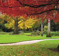 Albury Botanic Gardens - Accommodation QLD