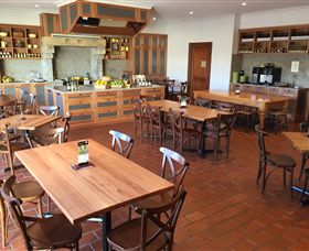 Beechworth Honey Discovery - Accommodation QLD 5