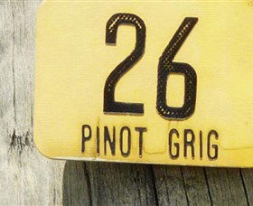 Angullong Wines - Accommodation QLD 2