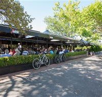 Tilley's - Accommodation QLD