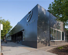 Canberra Tradesmen's Union Club - Accommodation QLD 4