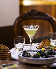 Parlour Wine Room - Accommodation QLD 2