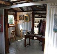 Tin Shed Gallery - Accommodation QLD
