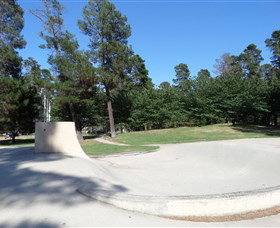 Fadden Pines Playground - Accommodation QLD 1