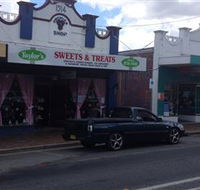 Taylors Sweets and Treats - Accommodation QLD