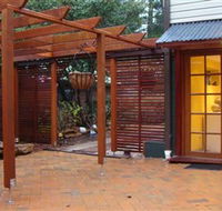 Hart Ceramics - Accommodation QLD
