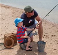 Lake Dyer - Accommodation QLD