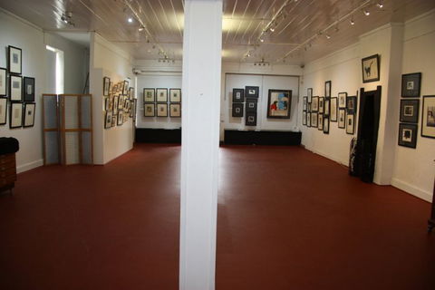 FyreGallery - Accommodation QLD 7