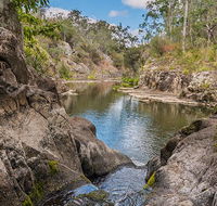 Gorge walking track - Accommodation QLD
