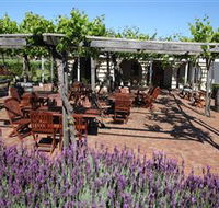Pinelli Estate Wines - Accommodation QLD