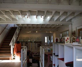 Bay Tree Gallery - Accommodation QLD 1
