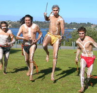 Wadumbah Aboriginal Dance Troupe - Accommodation QLD