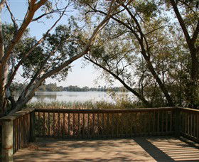 Sale Common Wetlands - Accommodation QLD 1