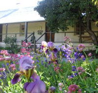 Raglan Gallery And Cultural Centre - Accommodation QLD