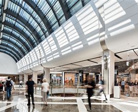 Macquarie Centre - Accommodation QLD 2
