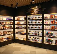 Lindt Chocolate Caf Miranda - Accommodation QLD
