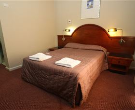 The Berkeley Hotel - Accommodation QLD 1