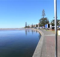The Entrance Coast to Lake Walk - Accommodation QLD