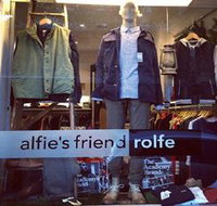 Alfie's Friend Rolfe - Accommodation QLD