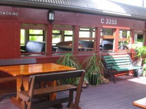 Red Rattlers Gallery - Accommodation QLD 5