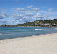 Catherine Hill Bay Beach - Accommodation QLD