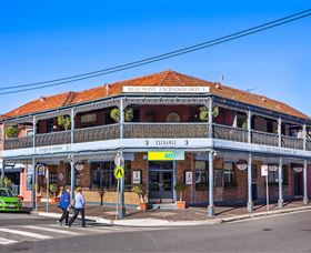 Hamilton NSW Accommodation QLD