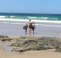 Shellharbour Beach - Accommodation QLD