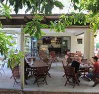 Medowie Macadamias - Accommodation QLD