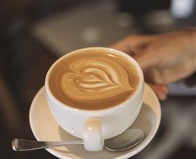 Estabar Gelati And Espresso Bar - Accommodation QLD 1