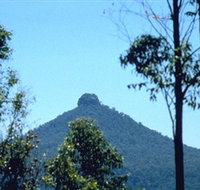 Pigeon House Tea Rooms Pitch and Putt Golf Course - Accommodation QLD