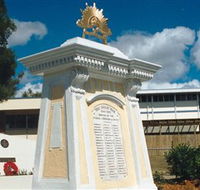 Beenleigh War Memorial - Accommodation QLD